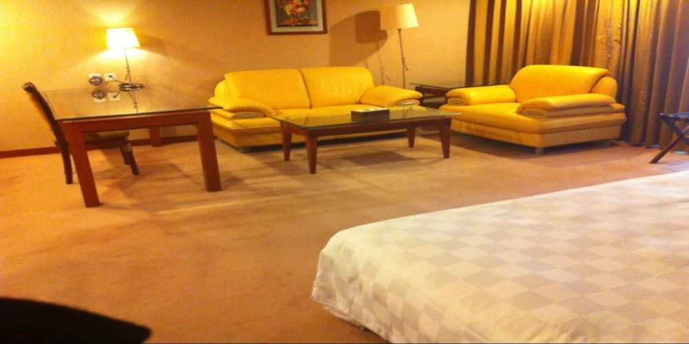 New Times Hotel Shenzhen Railway Station ภายนอก รูปภาพ