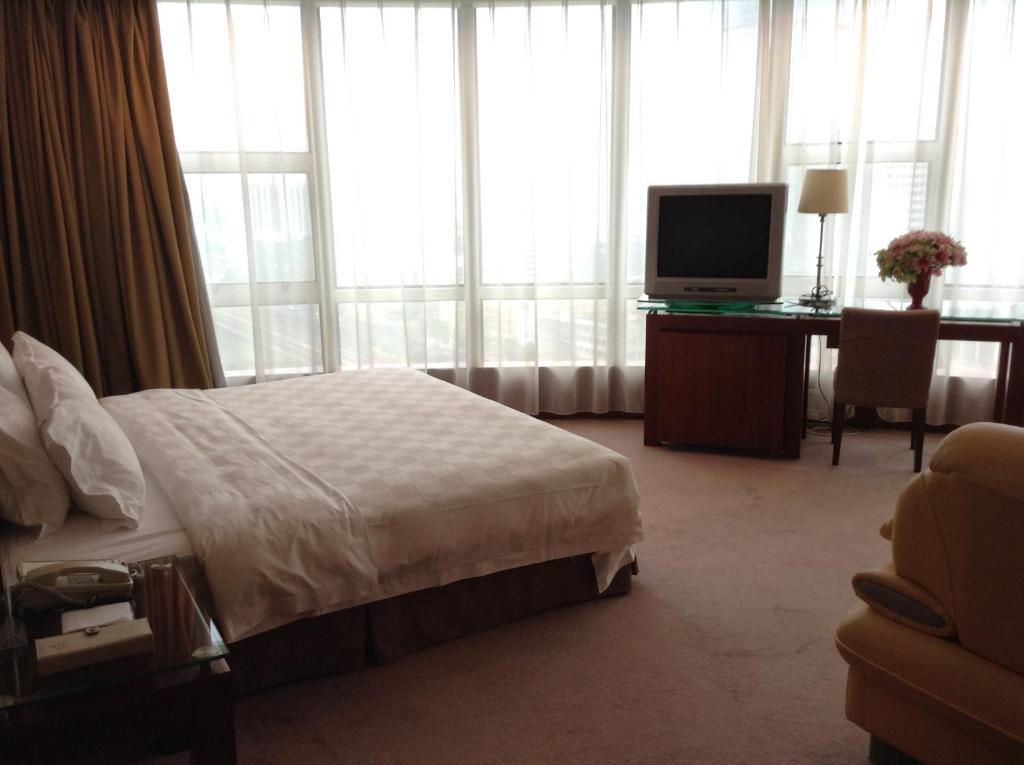 New Times Hotel Shenzhen Railway Station ภายนอก รูปภาพ
