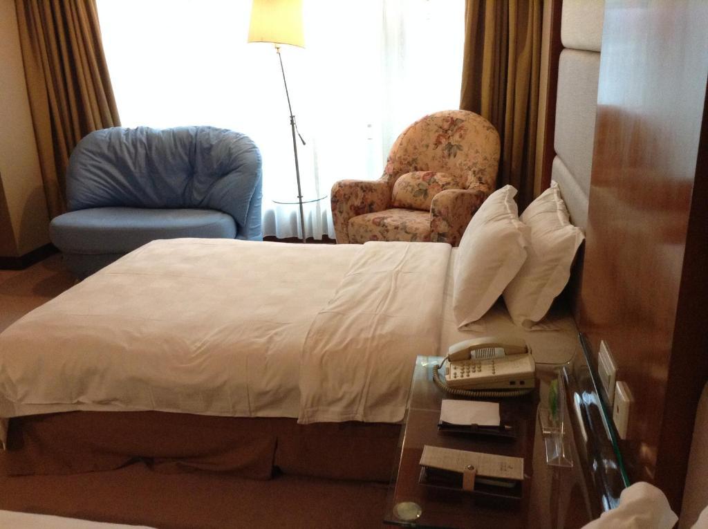 New Times Hotel Shenzhen Railway Station ภายนอก รูปภาพ